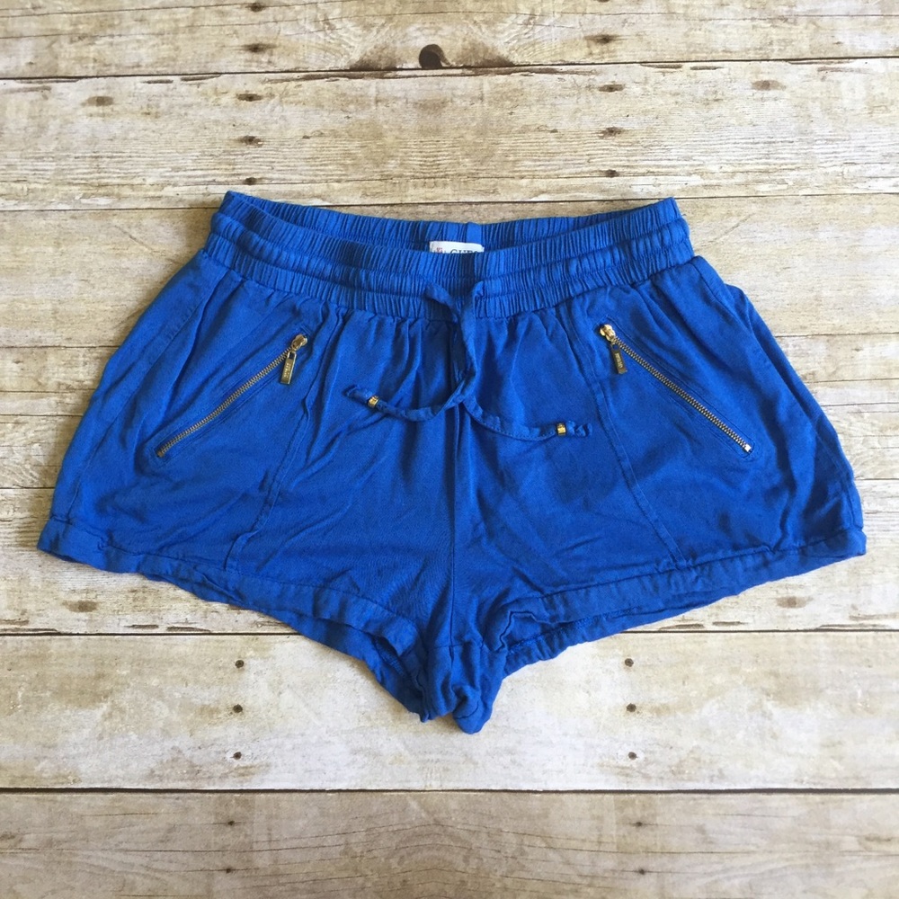 Guess Shorts Size Large